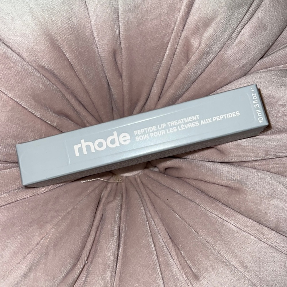 Rhode skincare peptide lip treatment